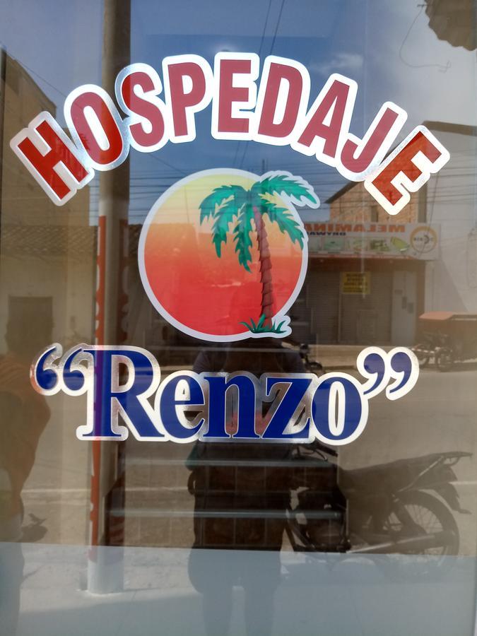 Hospedaje Renzo 타라포토 외부 사진