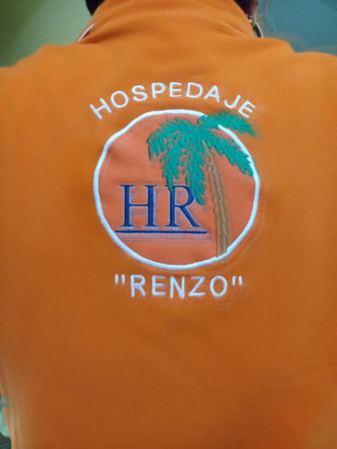 Hospedaje Renzo 타라포토 외부 사진